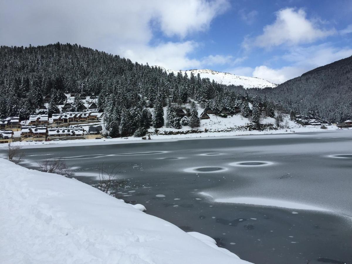 Gite Chaleureux Au Lac De Payolle Campan Exteriér fotografie